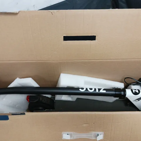 BOXED ZINC E4 MAX ELECTRIC SCOOTER