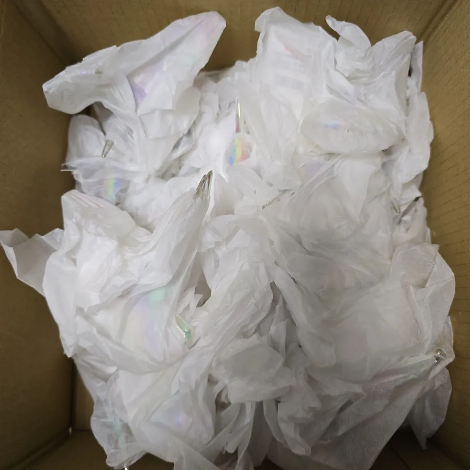 APPROXIMATELY 20 GISELA GRAHAM RAINBOW ACRYLIC HUMMINGBIRD DECORATION