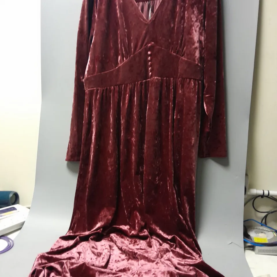 MONSOON VICTORIA DRESS IN CRUSHED BERRY - UK 22