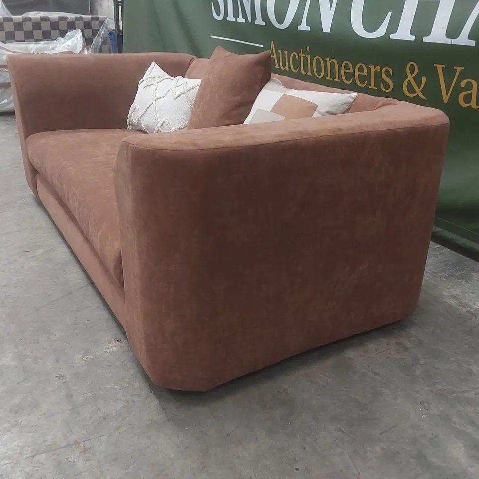 QUALITY DESIGNER FABRIC UPHOLSTERED 3 SEATER SOFA