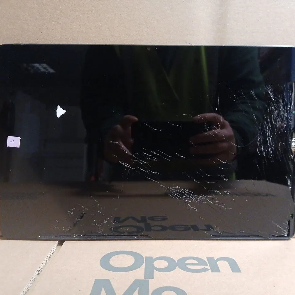 LENOVO TABLET - MODEL UNSPECIFIED