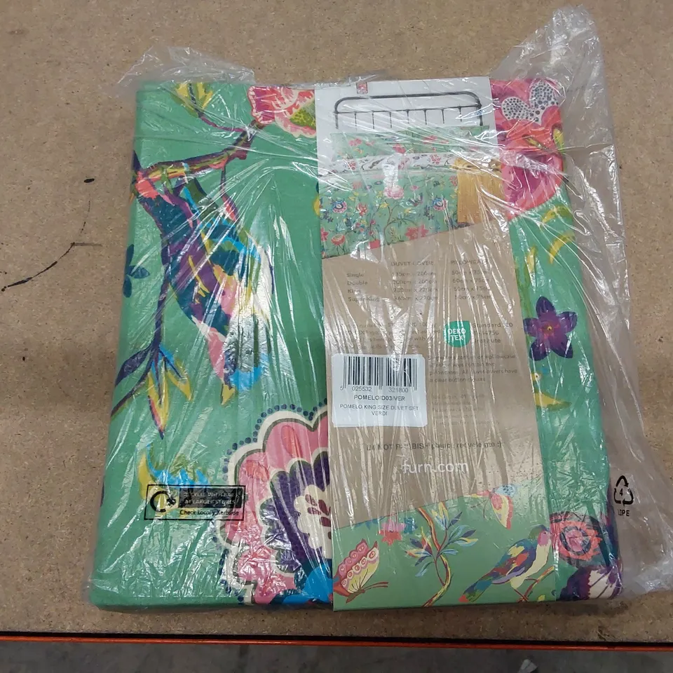 BAGGED RUFUS COTTON BLEND KING SIZE FLORAL DUVET COVER AND 2 PILLOW CASES (1 ITEM)