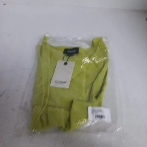 LAYERED HEM TOP – GREEN, SIZE S