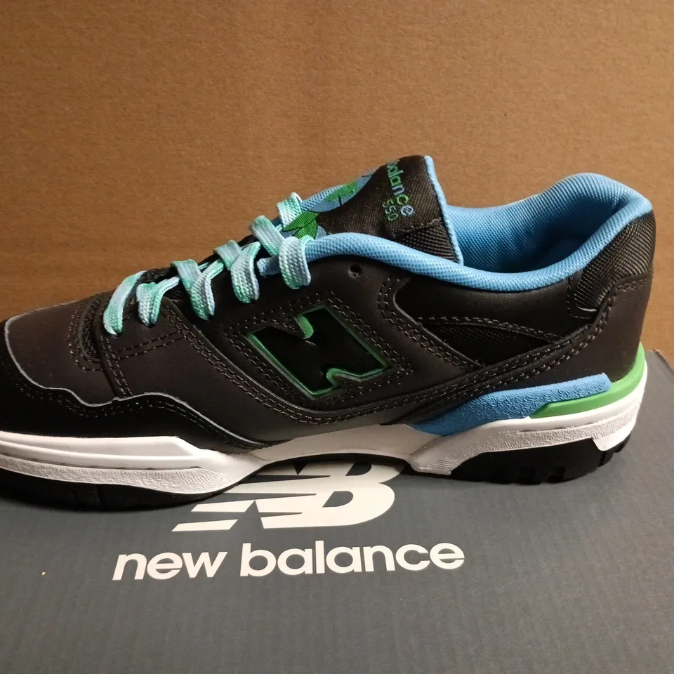 NEW BALANCE 550 KIDS TRAINERS – BLACK WITH TURQUOISE LACES - UK 3