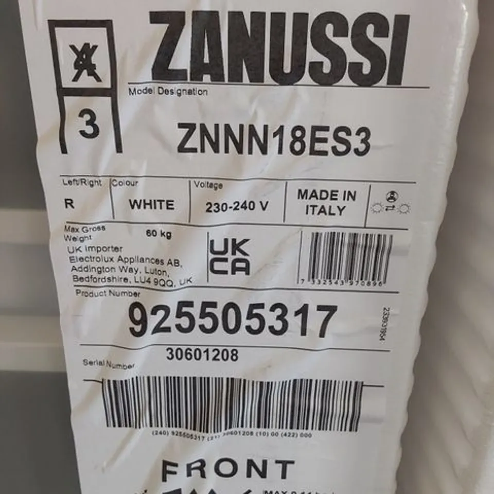 ZANUSSI SERIES 60 INTEGRATED FRIDGE FREEZER WHITE Model ZNNN18ES3 RRP £734