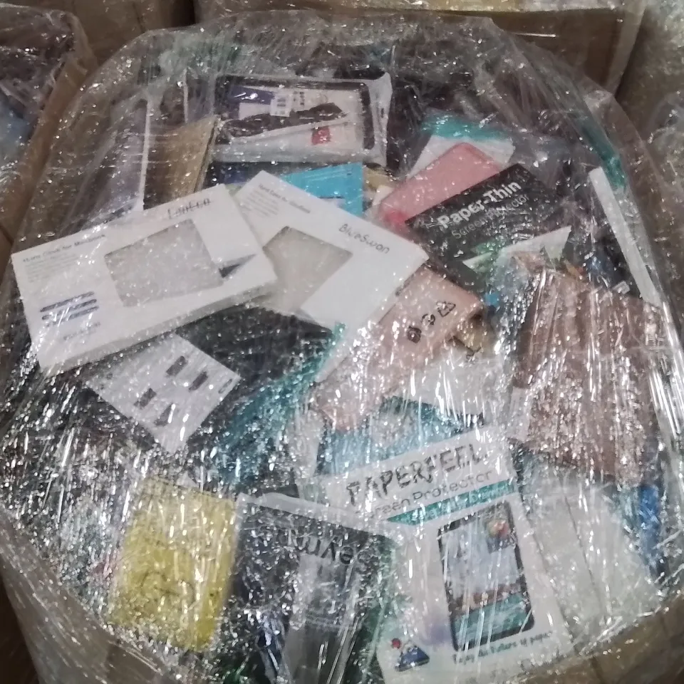 PALLET TO CONTAIN A LARGE QUANTITY OF TABLET CASES AND SCREEN PROTECTORS