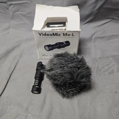 RODE VIDEOMIC ME-L DIRECTIONAL MICROPHONE FOR APPLE DEVICES - LIGHTENING PORT - BOXED WITH FURRY WINDSCREEN