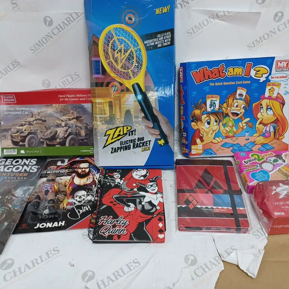 BOX OF APPROX 20 ASSORTED TOYS & GAMES TO INCLUDE ZAPPING RACKET, WHAT AM I? BOARD GAME, BRITISH HUMBER ARMOURED CAR, ETC 