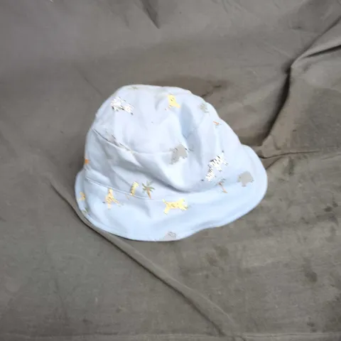 JOHN LEWIS & PARTNERS BABY HAT – LIGHT BLUE WITH ANIMAL PRINT