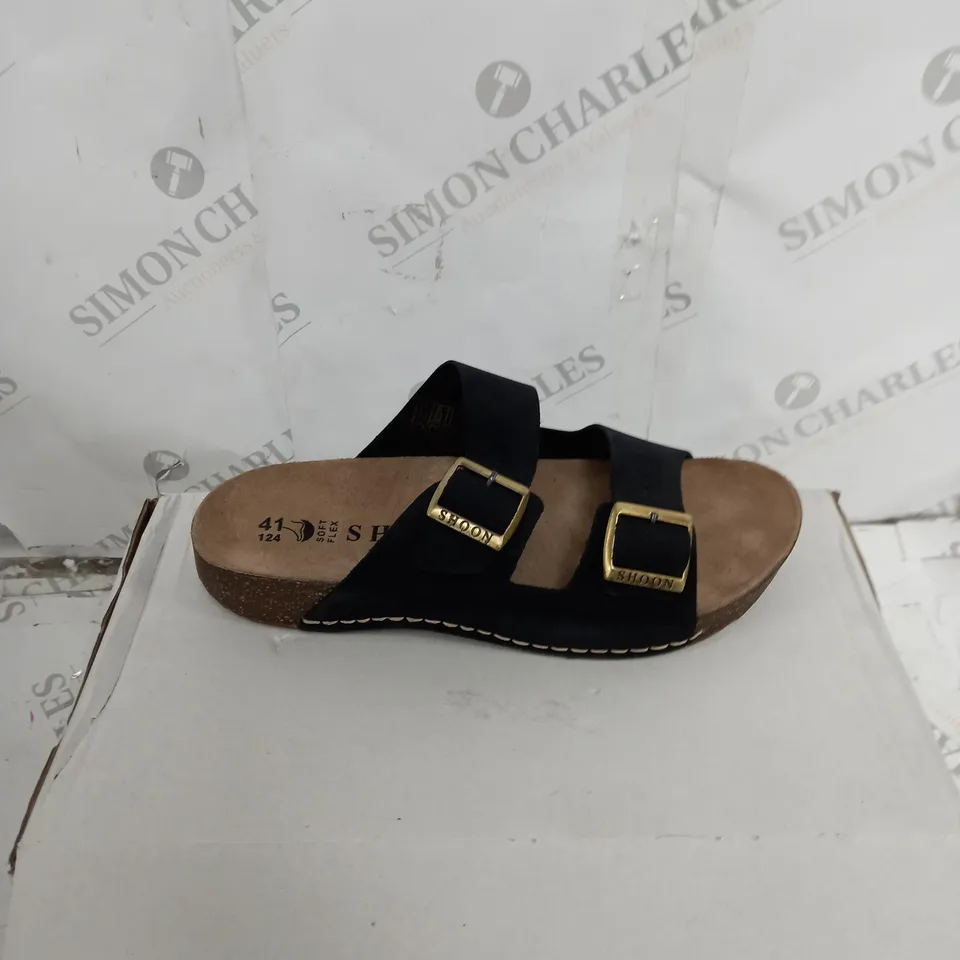BOXED PAIR OF SHOON BLACK 2 BUCKLE SANDAL SIZE 8 