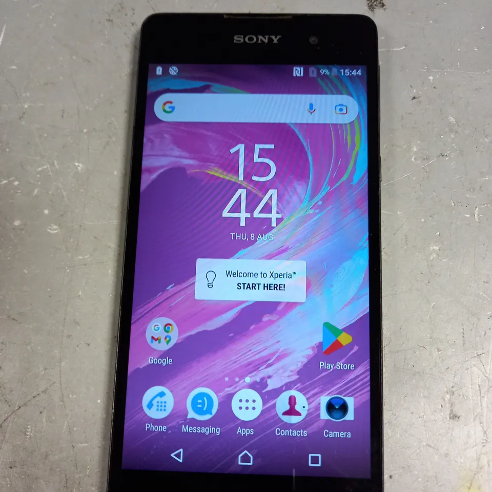 SONY XPERIA F3311 SMARTPHONE IN GREY