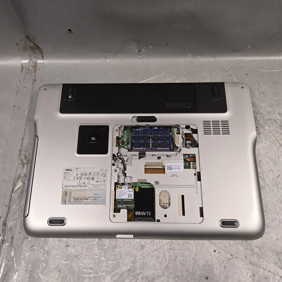 DELL P11F LAPTOP 