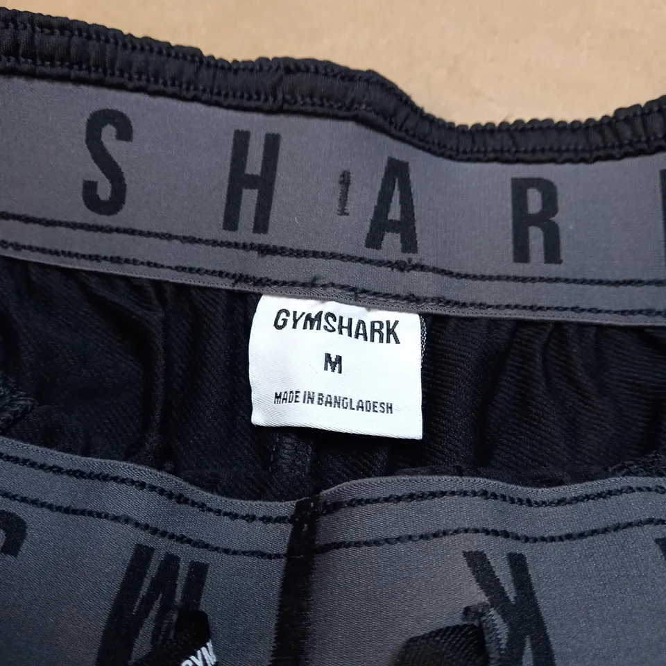 BACK GYMSHARK GYM JOGGERS SIZE M 