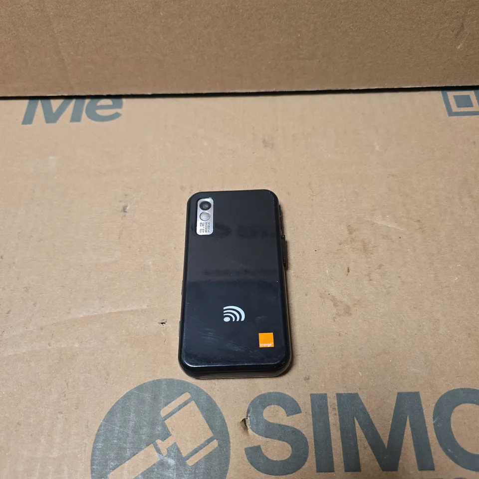 SAMSUNG PHONE BLACK. MODEL UNSPECIFIED