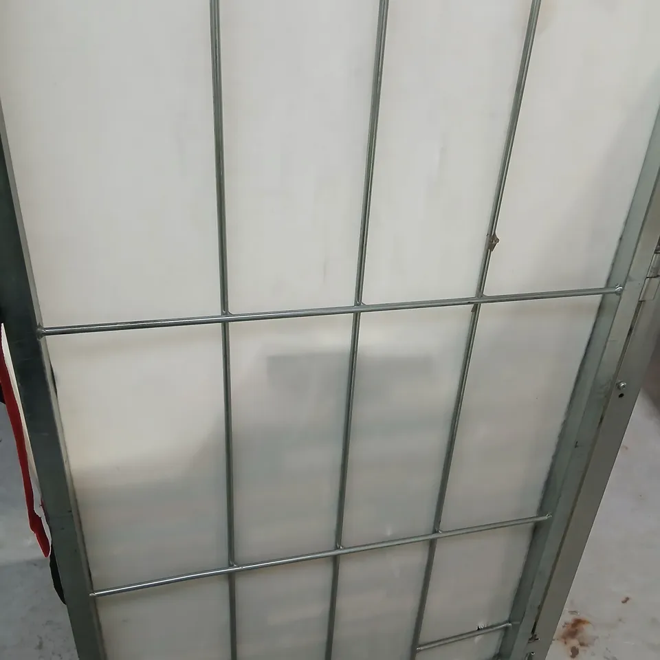 LARGE QUANTITY OF ASSORTED FICTION AND NON FICTION BOOKS