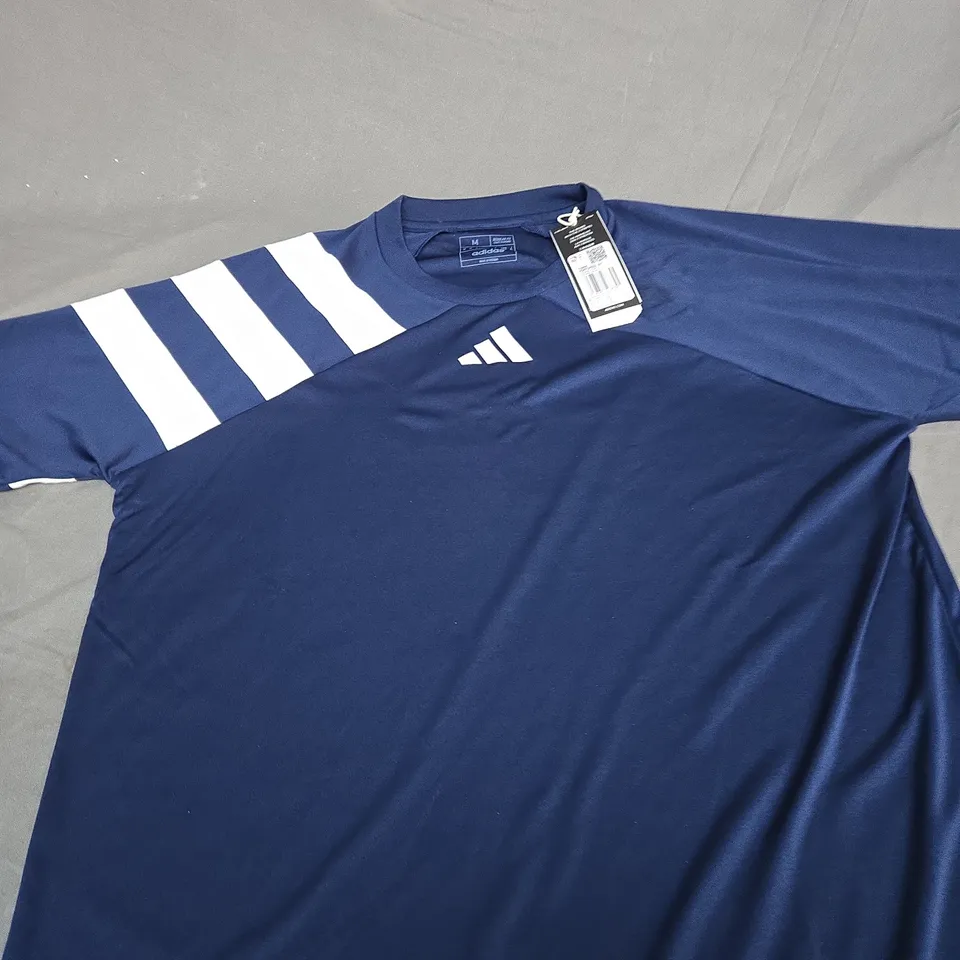 ADIDAS LOGO CASUAL TEE SIZE M