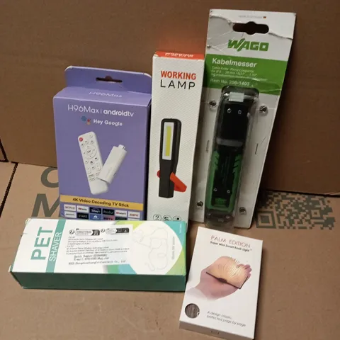 APPROXIMATELY 12 ASSORTED ELECTRICAL ITEMS TO INCLUDE H96MAX, WORKING LAMP, WAGO CABLE KNIFE, ETC