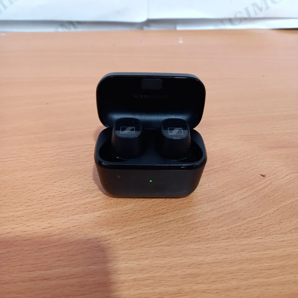 SENNHEISER WIRELESS EARPHONES, BLACK 