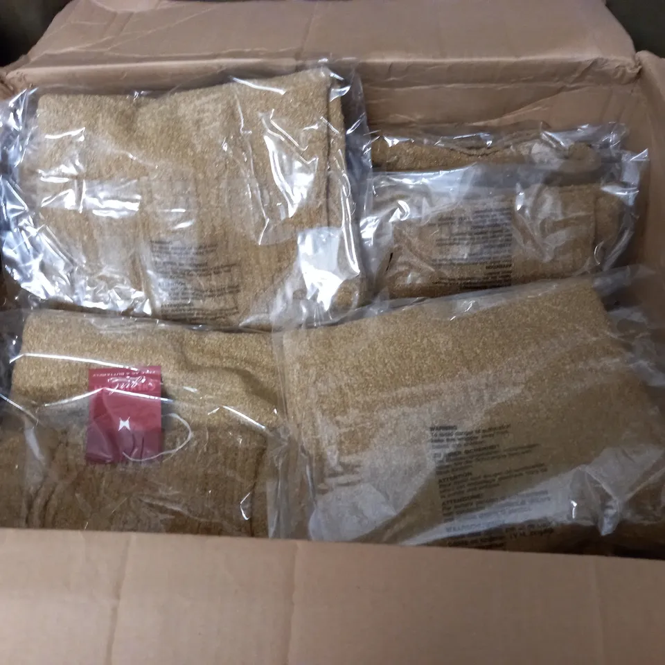 LOT OF APPROXIMATELY 20 AS NEW GOLD KNIT HIGH NECK JUMPER - SIZE UNSPECIFIED