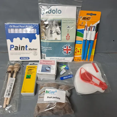 APPROXIMATELY 15 ASSORTED HOUSEHOLD ITEMS TO INCLUDE PAINT MARKERS, PEAT PALLETS, PROTECTIVE MASK ETC 