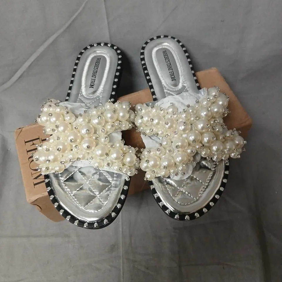 WHERES THAT FROM SILVER METALLIC PEARL-EMBELLISHED SANDALS – WOMEN'S, UK 5 