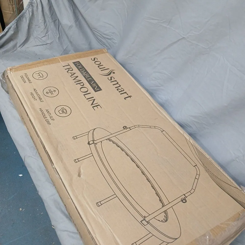 SOUL SMART FOLDABLE MINI TRAMPOLINE – BOXED NOT TESTED