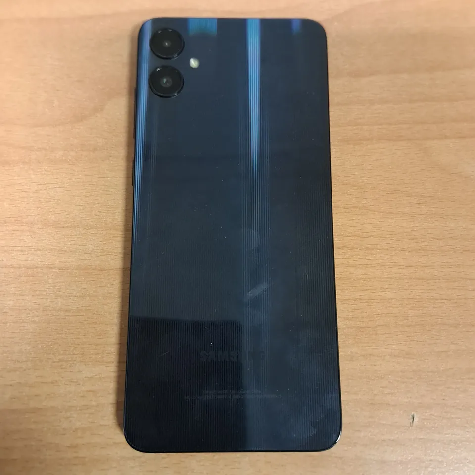 BOXED SAMSUNG GALAXY A05 64GB IN BLACK 