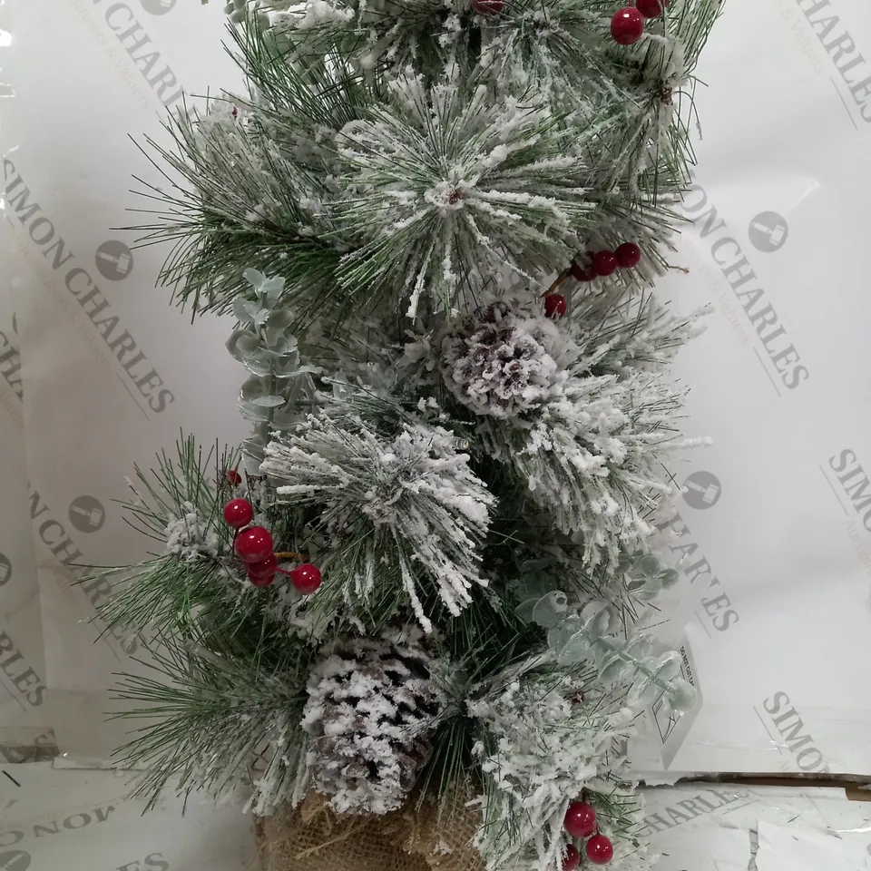 BAVARIAN PRE LIT TABLE TOP TREE RRP £32.99