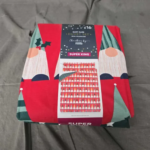EASY CARE CHRISTMAS THEMED DUVET SET - SUPER KING