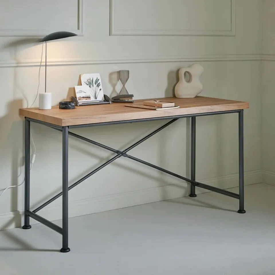 BOXED FRANKA DESK
