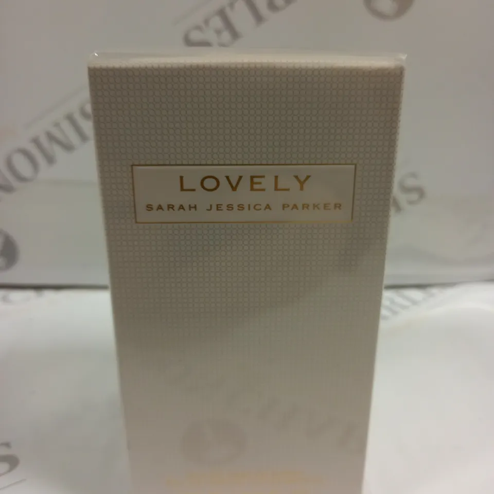 BOXED AND SEALED SARAH JESSICA PARKER LOVELY EAU DE PARFUM 100ML