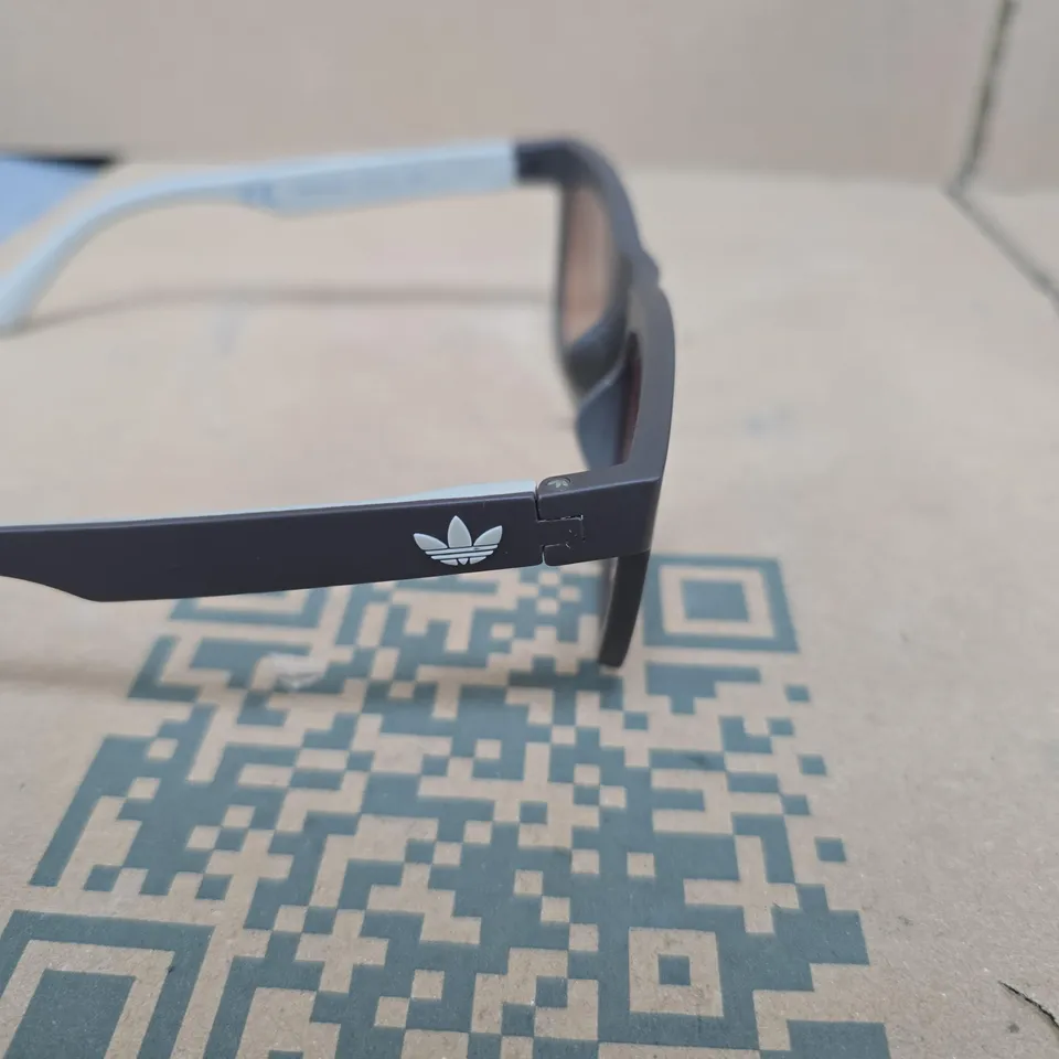 ADIDAS X ITALIA INDEPENDENT SUNGLASSES – BLACK FRAME, BROWN LENSES