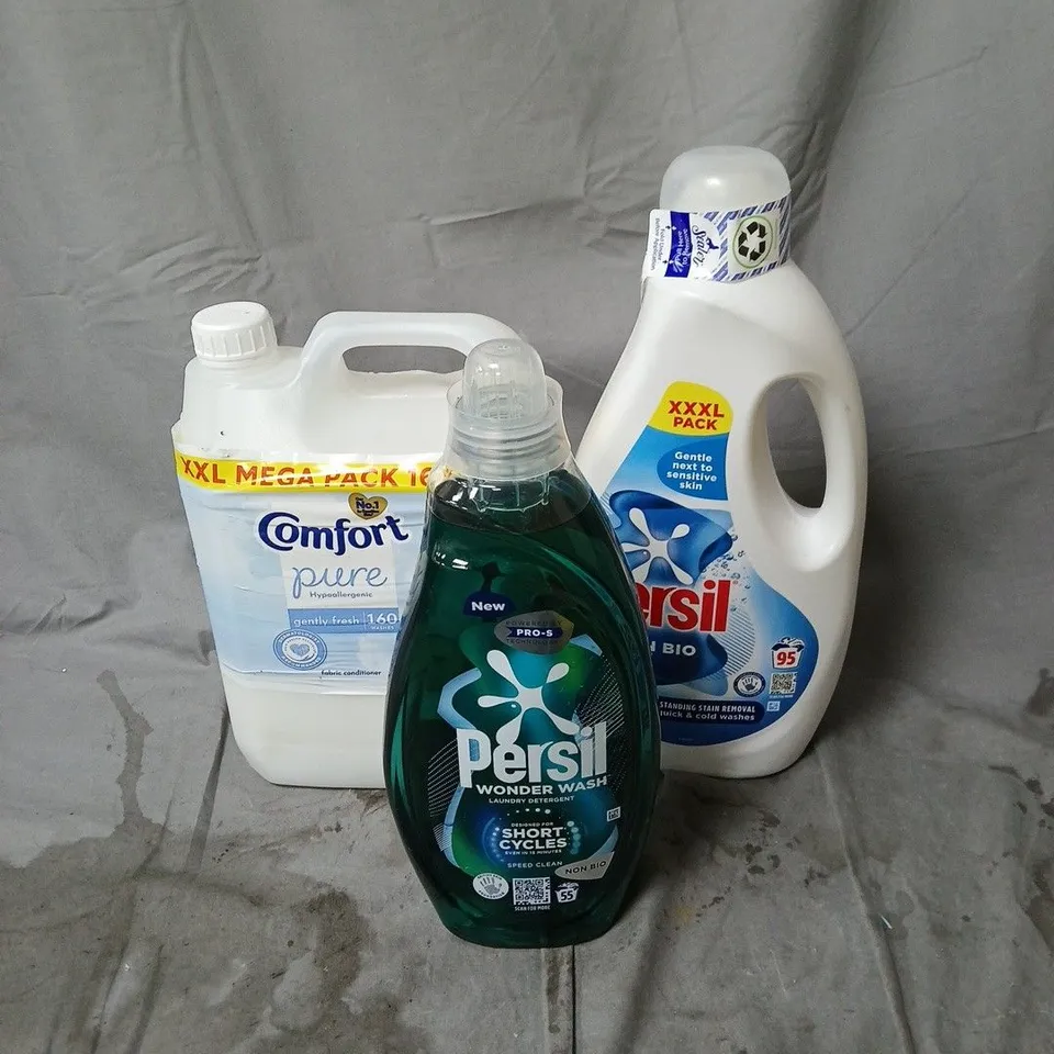 APPROXIMATELY 5 ASSORTED HOUSEHOLD LIQUID PRODUCTS TO INCLUDE PERSIL NON BIO 2565ML, PERSIL WONDER WASH DETERGENT 55 WASHES, COMFORT PURE 160 WASHES ETC