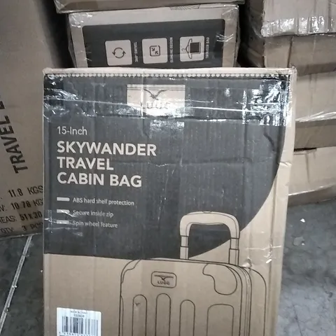 BOXED 15 INCH SKYWANDER TRAVEL CABIN BAG SILVER