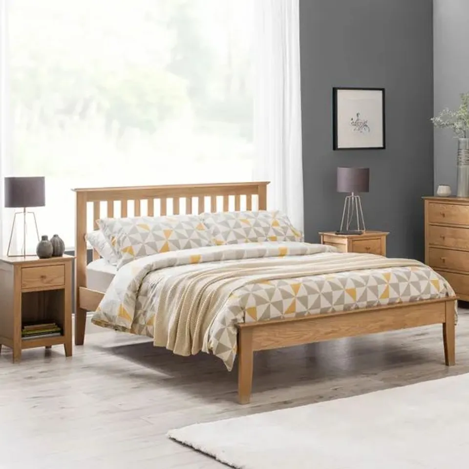 SALERNO SHAKER BED OAK KING