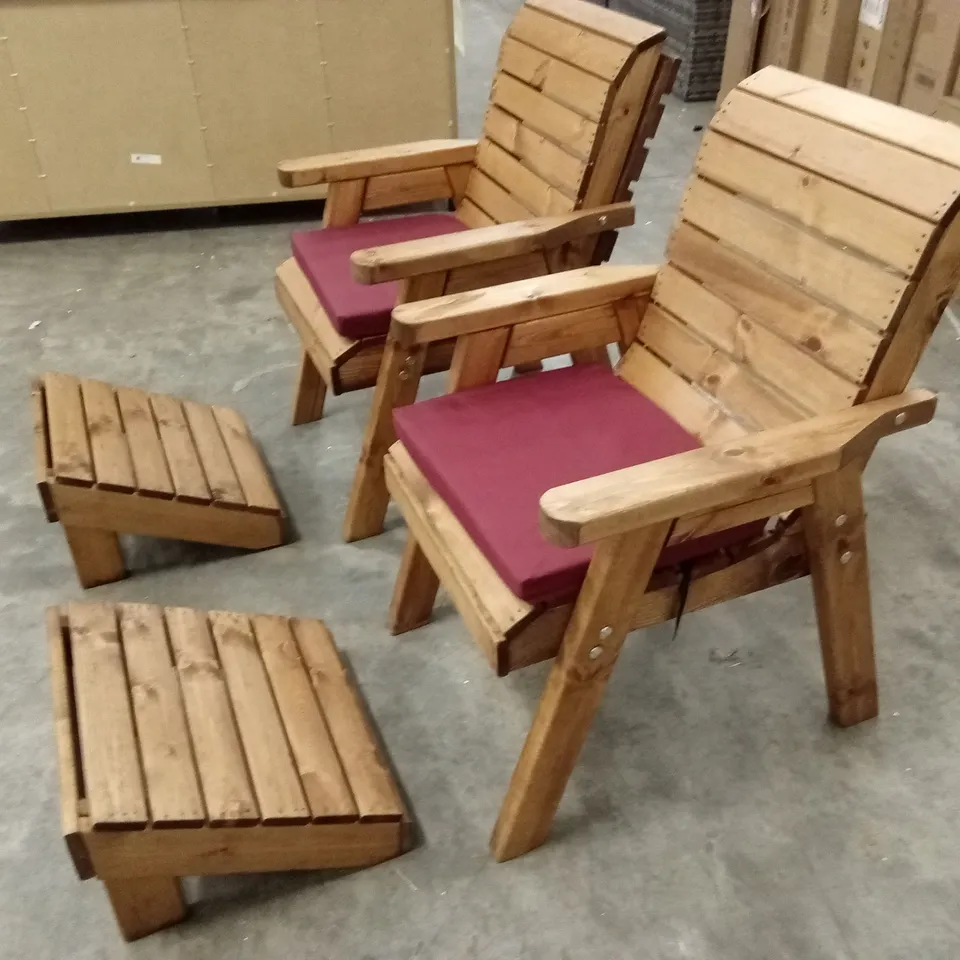 SET OF 2 FARRAR GARDEN CHAIRS WITH CUSHIONS - BURGUNDY/NATURAL