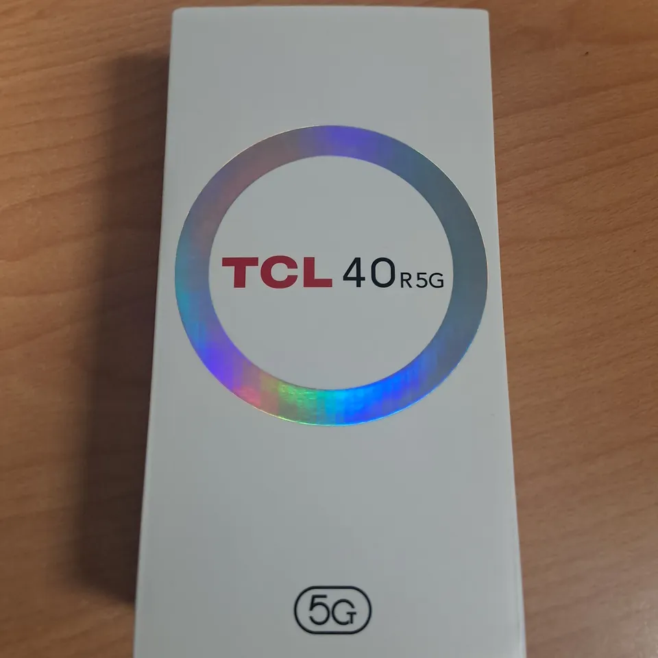 BOXED TCL 40 R5G 64GB IN STARLIGHT BLACK - T771K