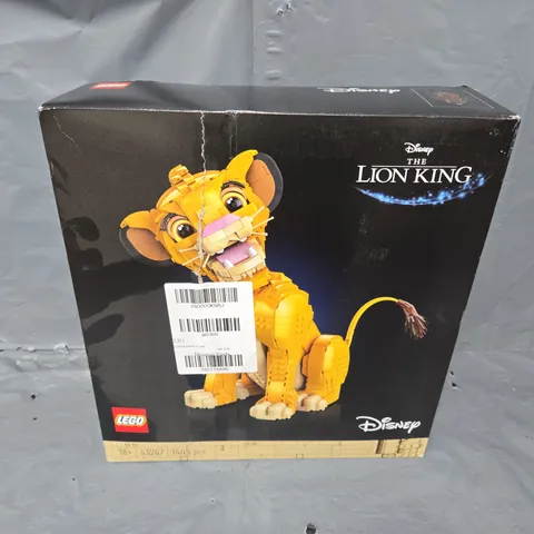 BOXED DISNEY YOUNG SIMBA THE LION KING SET 43247