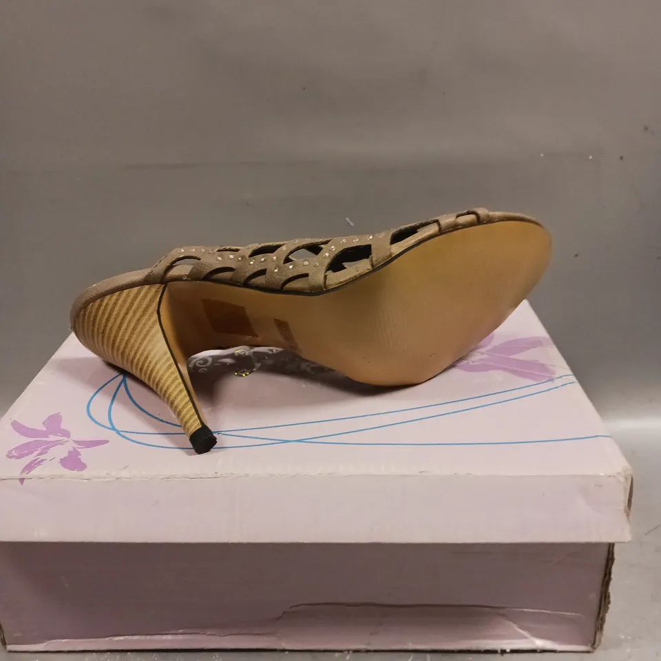 BOXED LIKE-YOU WOMENS HIGH HEEL LACE SHOES - SIZE 6