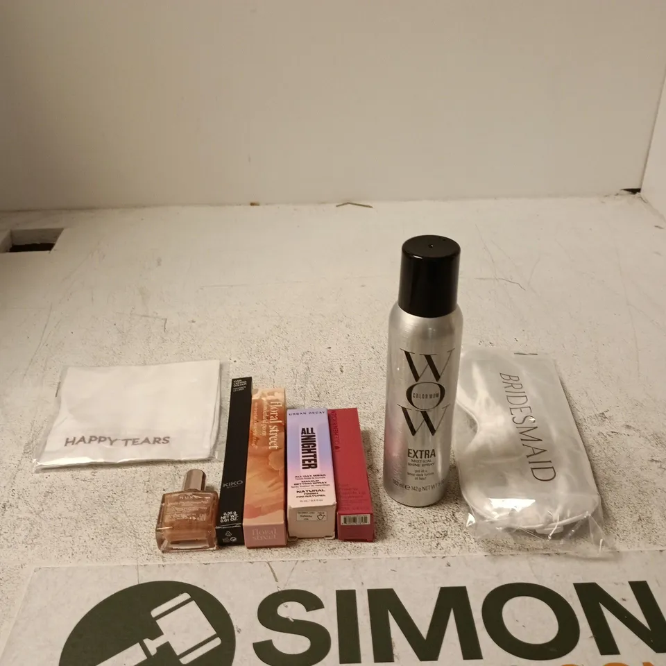 LOOK FANTASTIC HEALTH & BEAUTY ASSORTED COSMETICS & FRAGRANCE SET (BOX WITH PERFUME & HAIR CARE PRODUCTS)