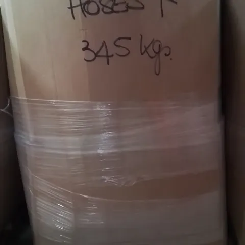 PALLET CONTAINING A LARGE QUANTITY OF HOSES 