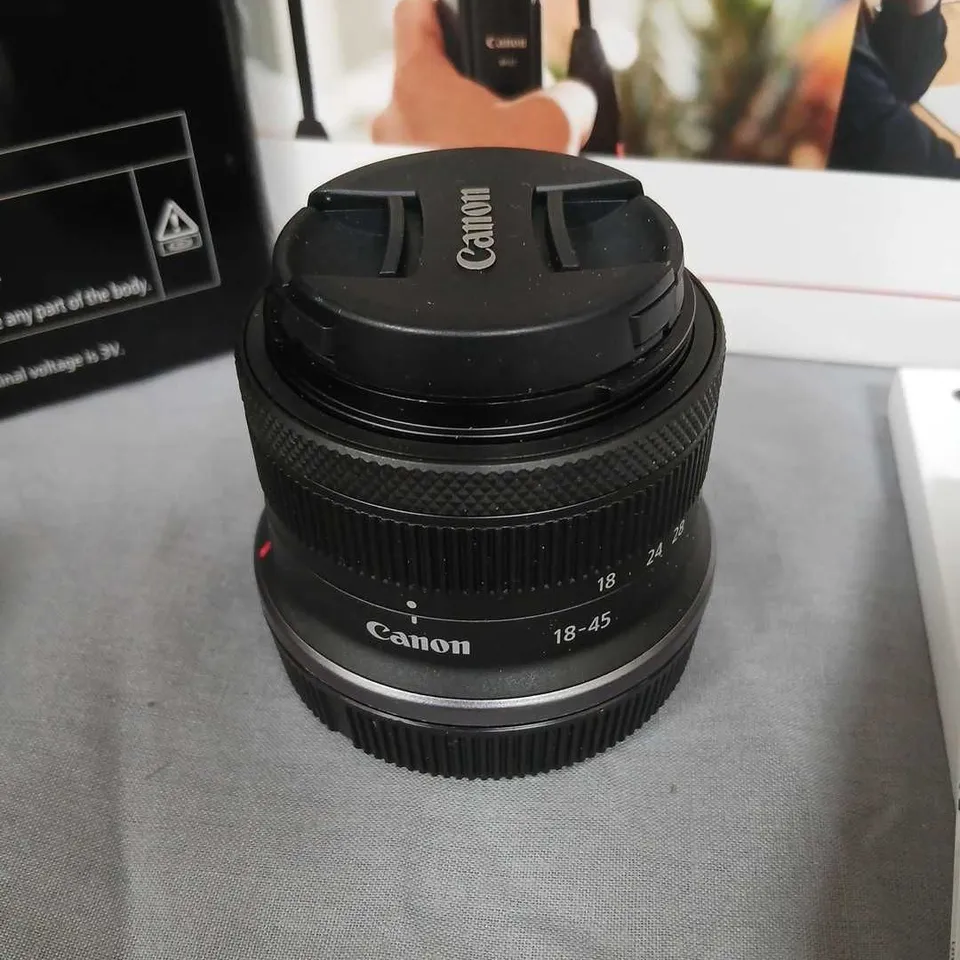 CANON EOS R50 DIGITAL CAMERA WITH 18-45MM KIT LENS + DM-E100 STEREO MICROPHONE