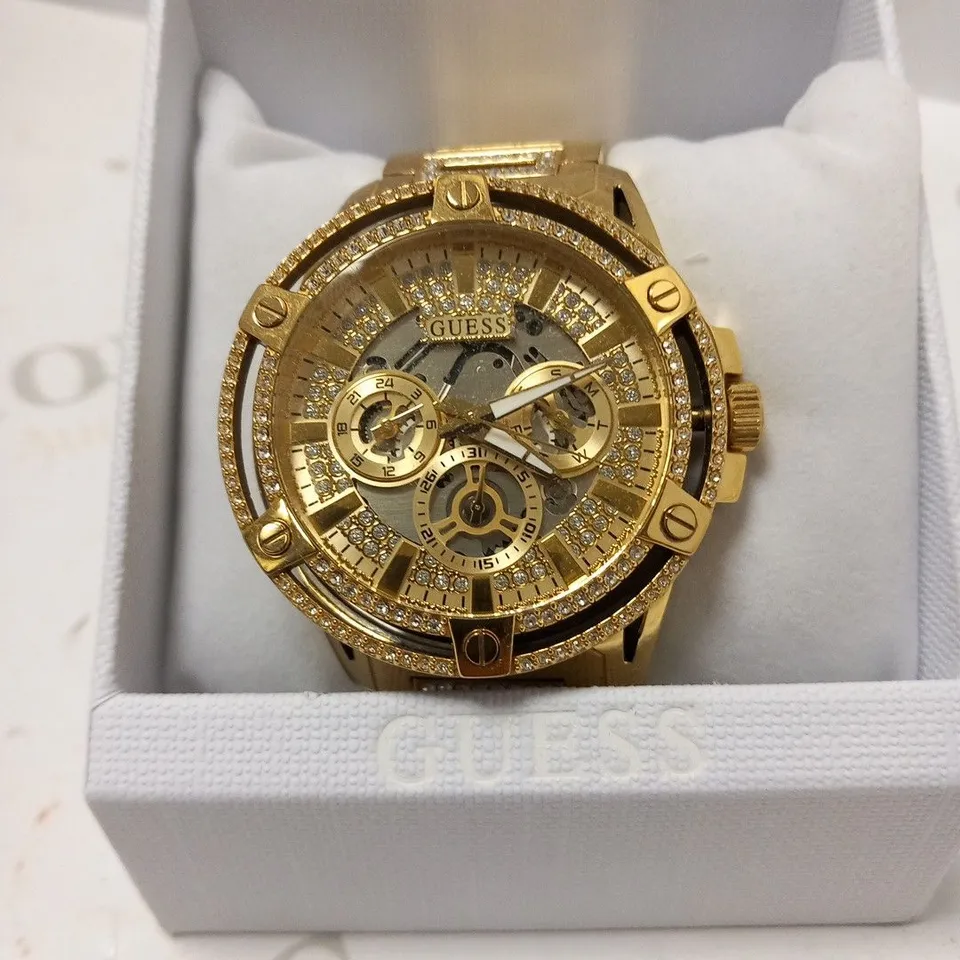 BOXED GUESS KING POLISHED GOLD STAINLESS STEEL WRIST WATCH