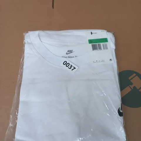 NIKE WHITE T‑SHIRT – SIZE XL