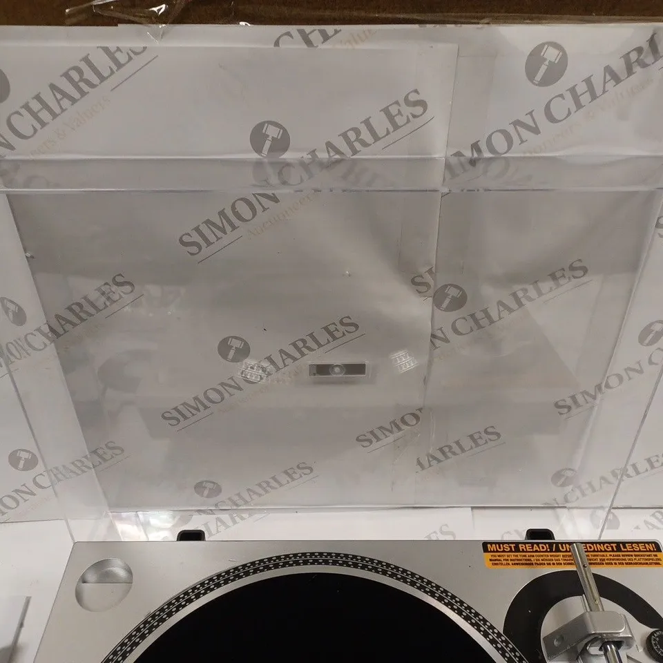 VICTROLA PROFFESIONAL TURNTABLE