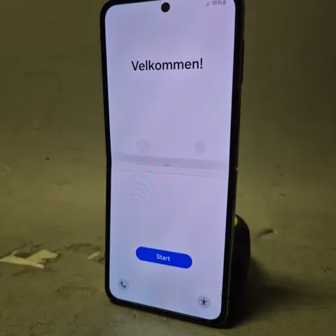 SAMSUNG GALAXY Z FLIP