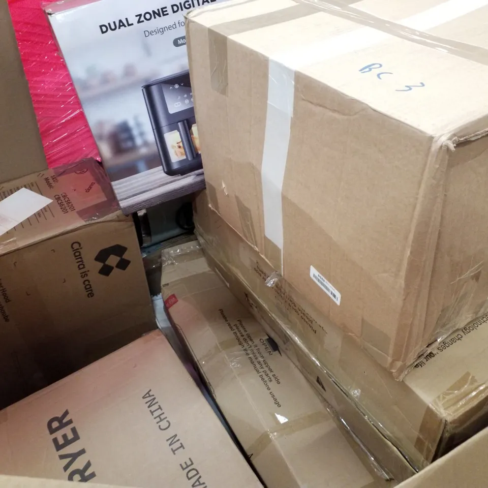 PALLET OF ASSORTED PRODUCTS INCLUDING BLADLESS PURIFIER & HEATER FAN, DIGITAL AID FRYER, MICROWAVE, COOKER HOOD 