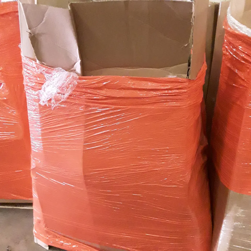 PALLET OF ASSORTED PRODUCTS INCLUDING FOLDABLE TABLE, HOMIDEC DRYING RACK, ROLLER BLINDS, WEED PICKER, FLOWER STAND