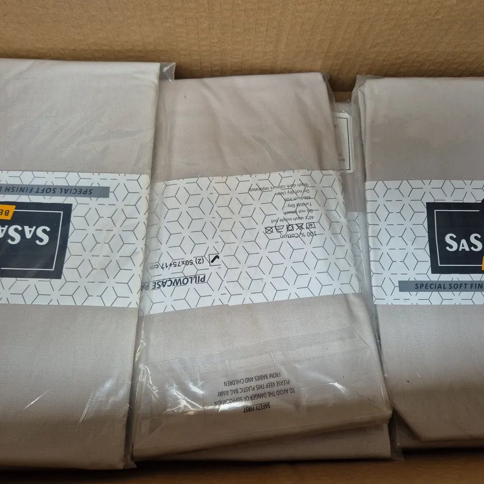 BOX OF APPROXIMATELY 10 ASSORTED SASA CRAZE PILLOWCASE PAIRS IN VARIOUS COLOURS, ETC