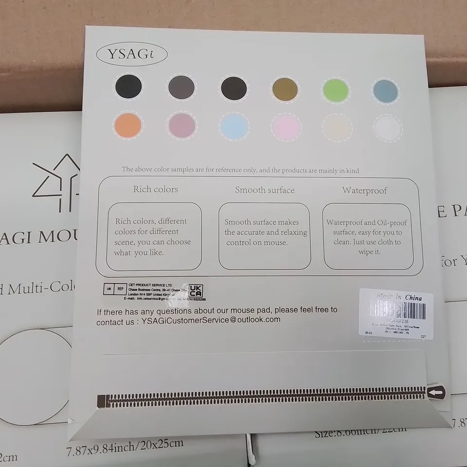 BOX CONTAINING APPROXIMATELY 90 BOXED MOUSE MAT PADS (COLOURS MAY VARY)